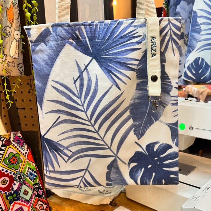 HAPPI BAG:
PALMA DE PLAYA